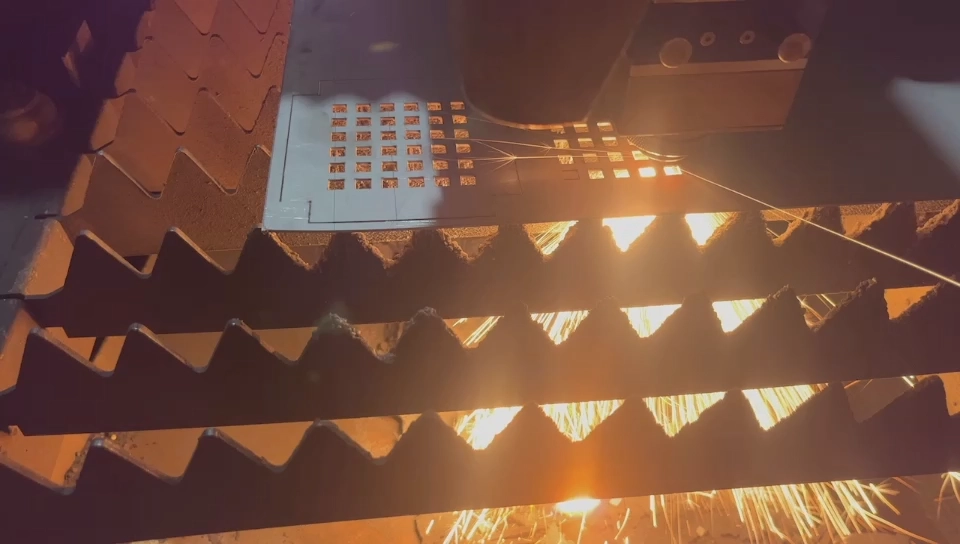 베이스가 있는 프리미엄 스테인레스 스틸 숨겨진 그리드 바닥 배수구 – 효율적인 배수